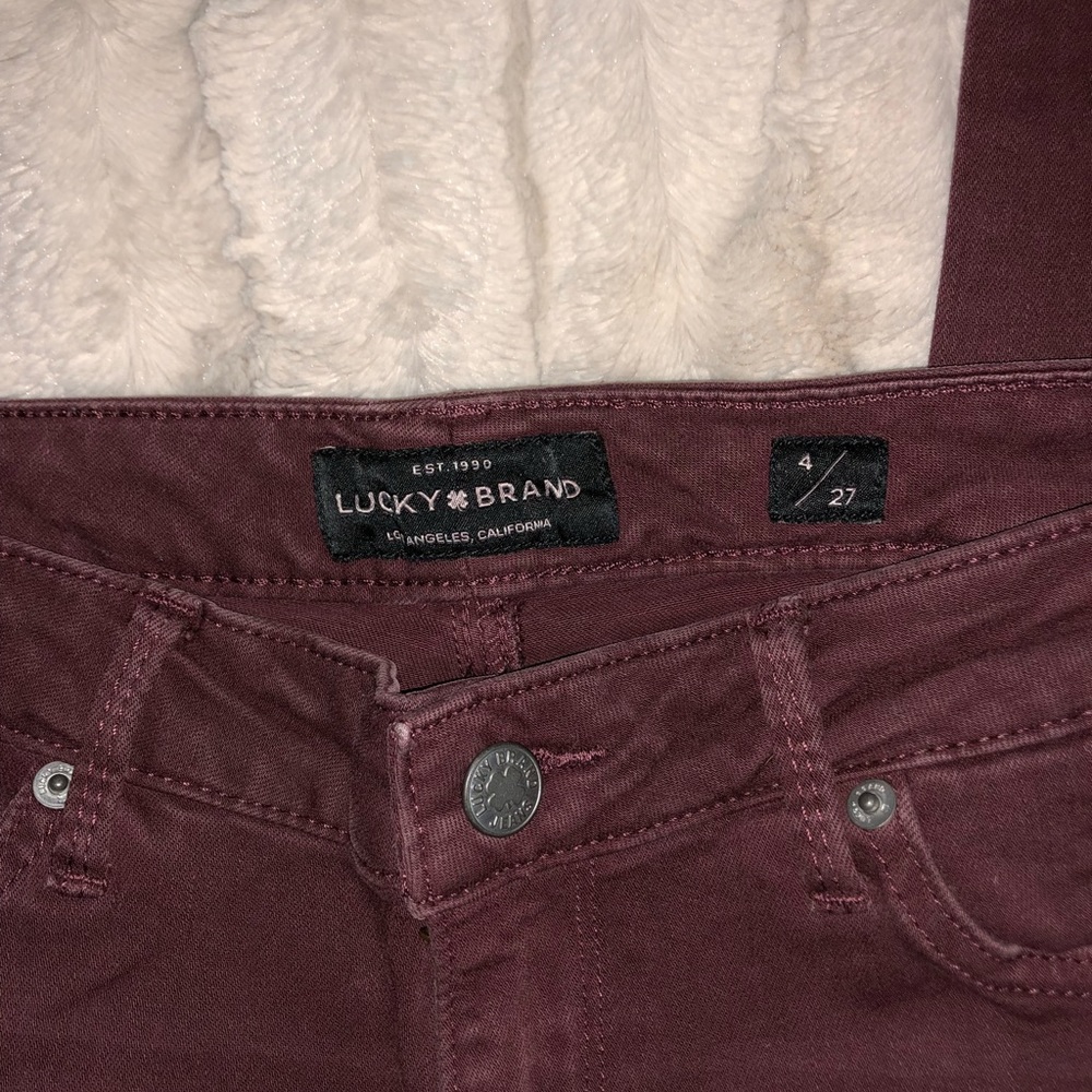 Lucky Brand maroon skinny jeans